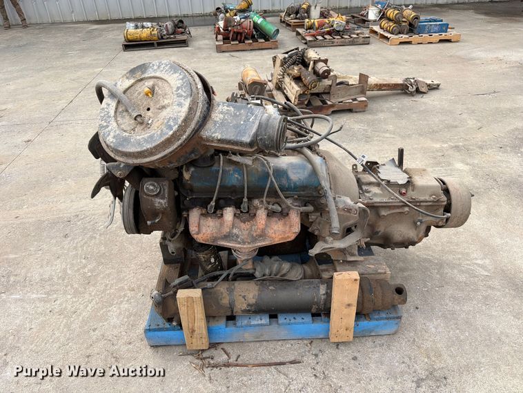 image for item DZ4817 Ford 429 engine