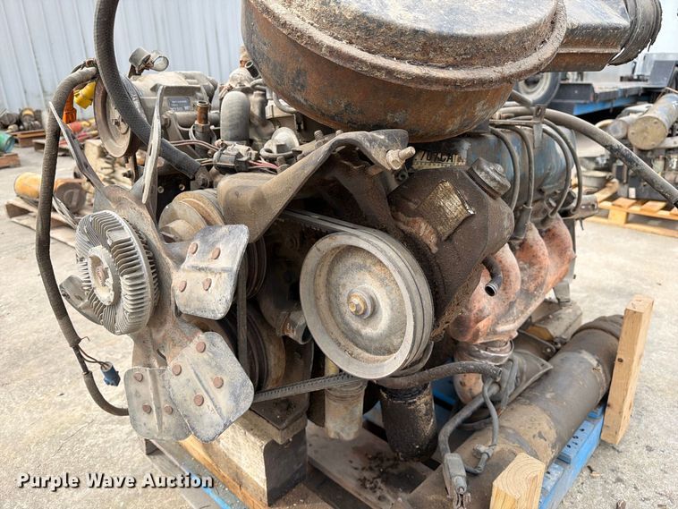 image for item DZ4817 Ford 429 engine