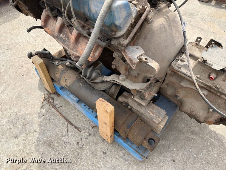 image for item DZ4817 Ford 429 engine