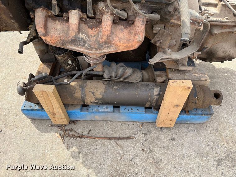 image for item DZ4817 Ford 429 engine