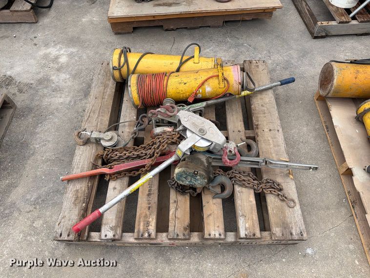 image for item DZ4820 Tools