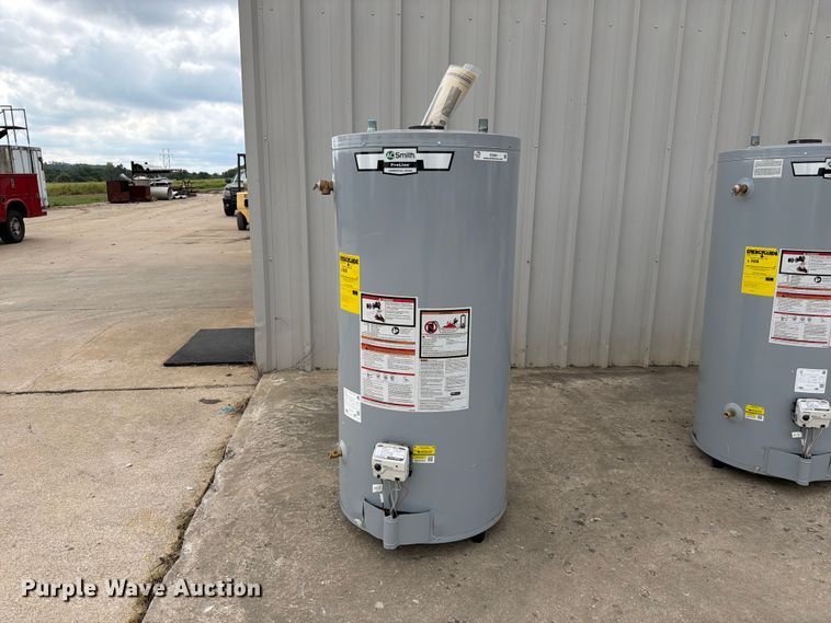image for item DZ4821 AO Smith FCG-75 400 water heater