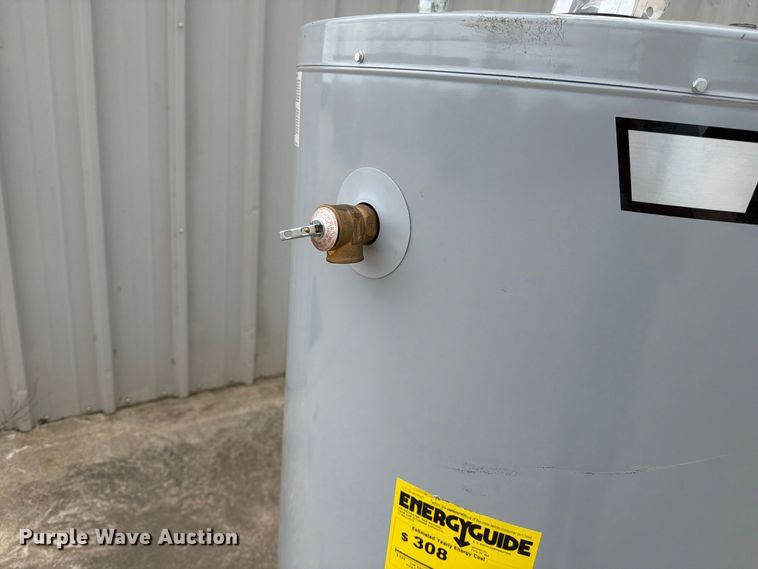 image for item DZ4821 AO Smith FCG-75 400 water heater