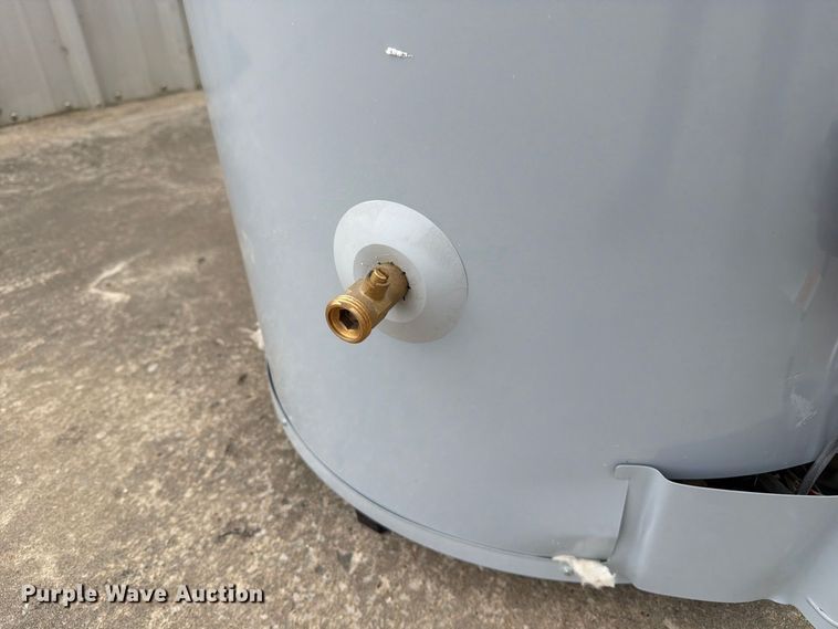 image for item DZ4821 AO Smith FCG-75 400 water heater