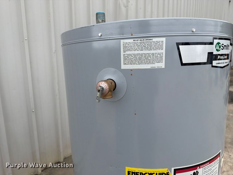 image for item DZ4822 AO Smith FCG-75 400 water heater