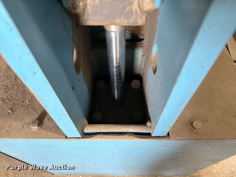 image for item DZ4826 Scotchman XL5075 ironworker