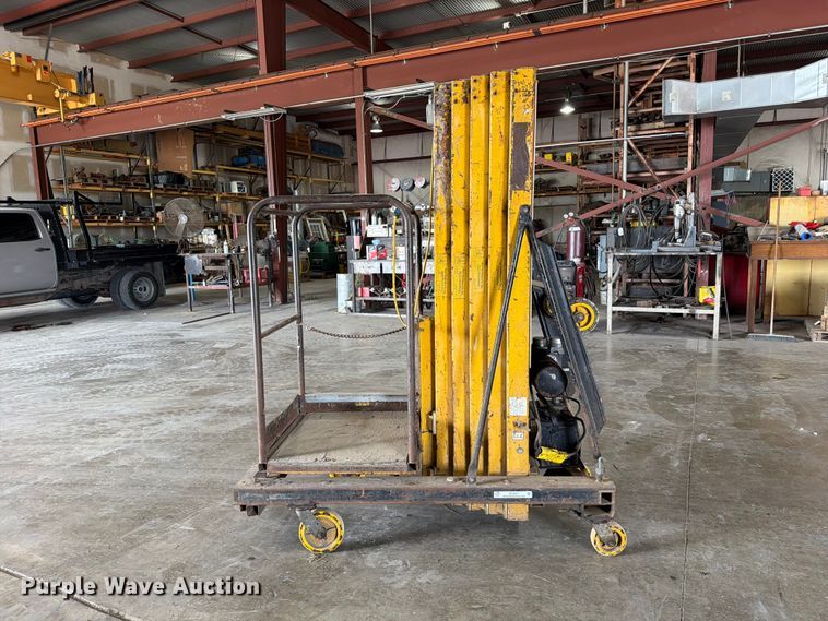 image for item DZ4827 L-Jax XLT-CAT 23 vertical lift