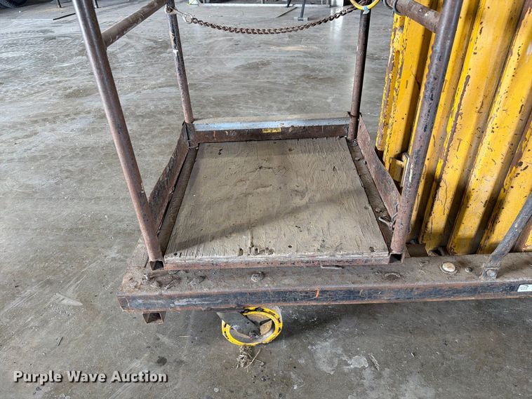 image for item DZ4827 L-Jax XLT-CAT 23 vertical lift