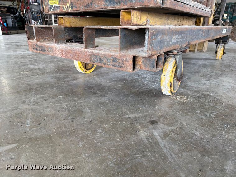 image for item DZ4827 L-Jax XLT-CAT 23 vertical lift