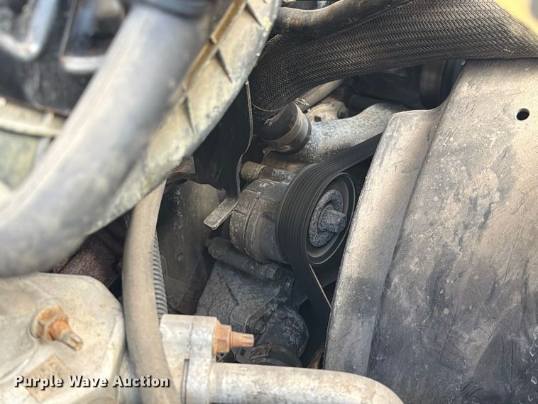 image for item DZ4829 2011 Chevrolet Express 2500 van