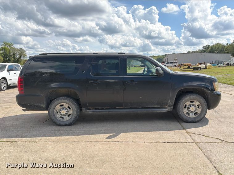image for item DZ4830 2009 Chevrolet Suburban 2500 SUV