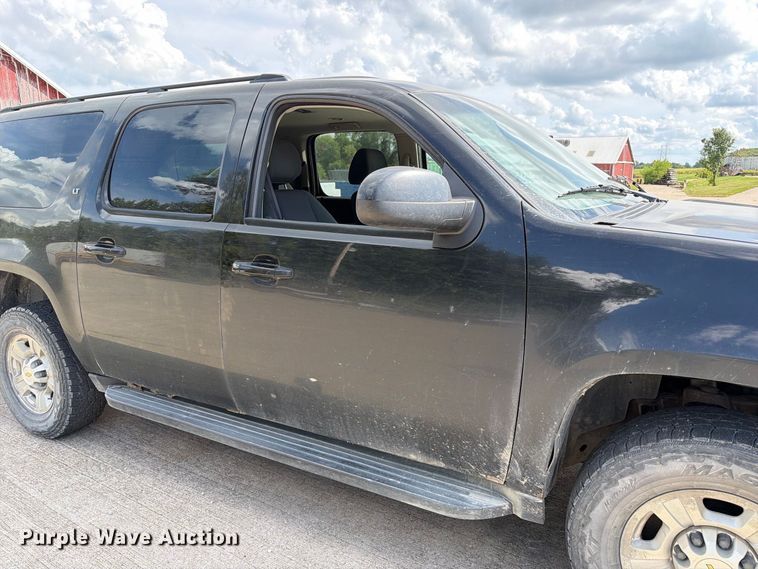 image for item DZ4830 2009 Chevrolet Suburban 2500 SUV