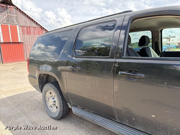 image for item DZ4830 2009 Chevrolet Suburban 2500 SUV