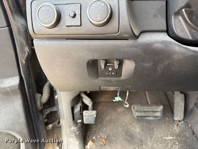 image for item DZ4830 2009 Chevrolet Suburban 2500 SUV