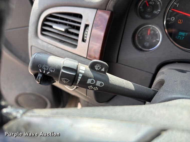 image for item DZ4830 2009 Chevrolet Suburban 2500 SUV