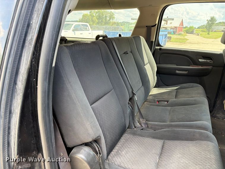 image for item DZ4830 2009 Chevrolet Suburban 2500 SUV