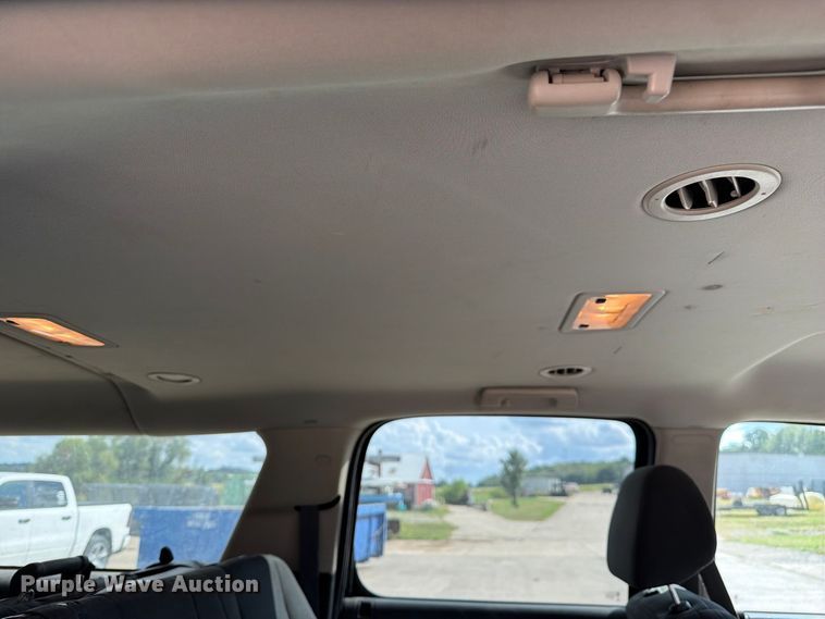 image for item DZ4830 2009 Chevrolet Suburban 2500 SUV