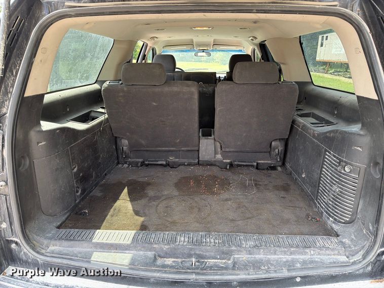 image for item DZ4830 2009 Chevrolet Suburban 2500 SUV