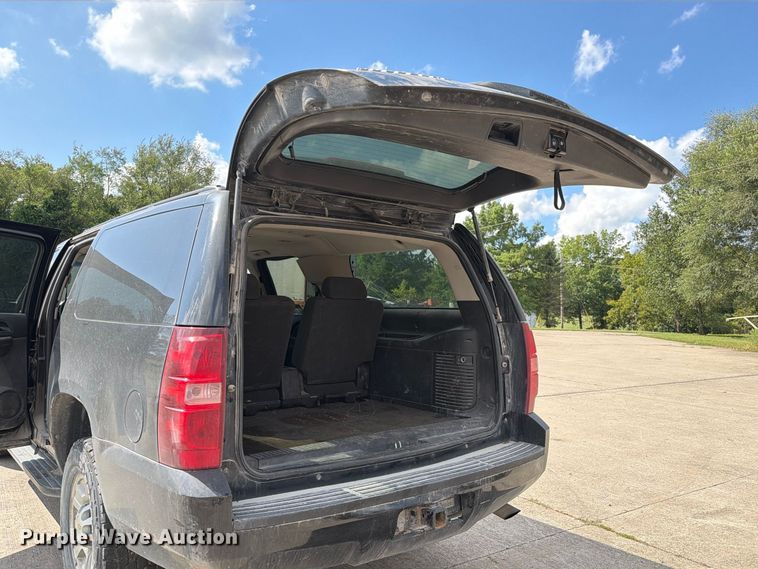 image for item DZ4830 2009 Chevrolet Suburban 2500 SUV