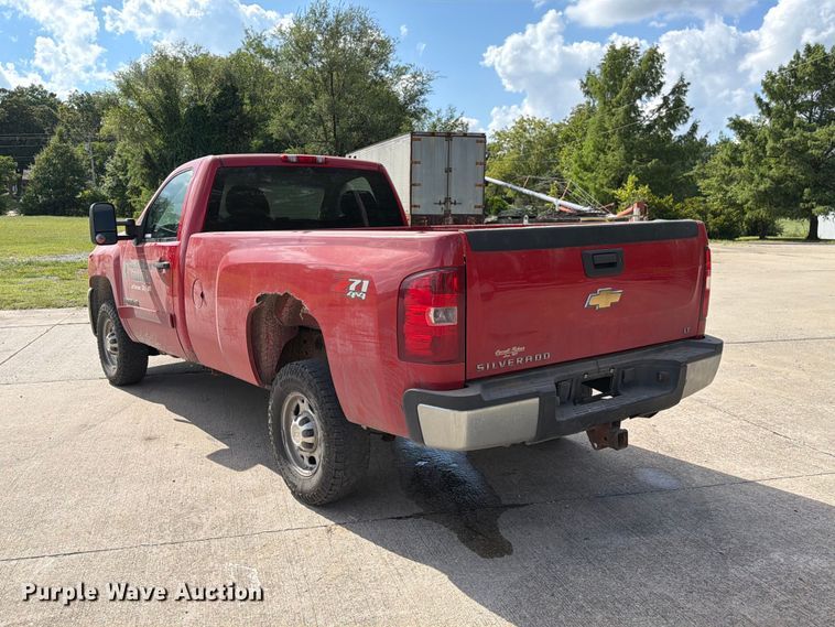 image for item DZ4831 2007 Chevrolet Silverado 2500HD pickup truck
