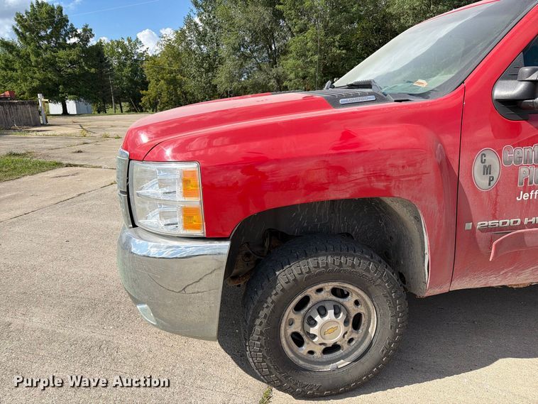 image for item DZ4831 2007 Chevrolet Silverado 2500HD pickup truck