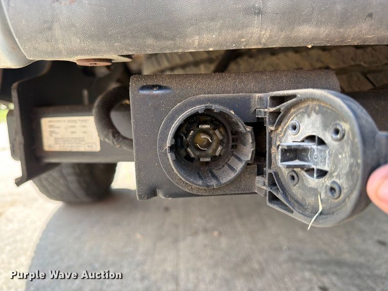 image for item DZ4832 2009 Ford F250 Super Duty XL pickup truck