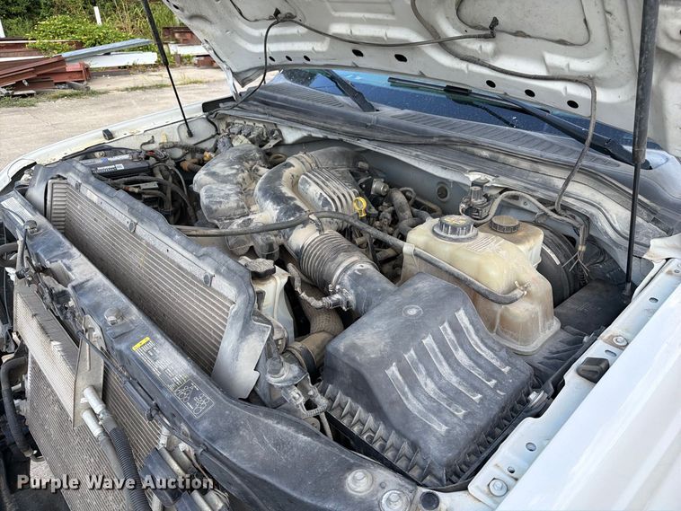 image for item DZ4832 2009 Ford F250 Super Duty XL pickup truck