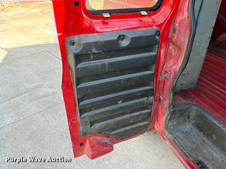 image for item DZ4835 2011 Chevrolet Express 2500 van