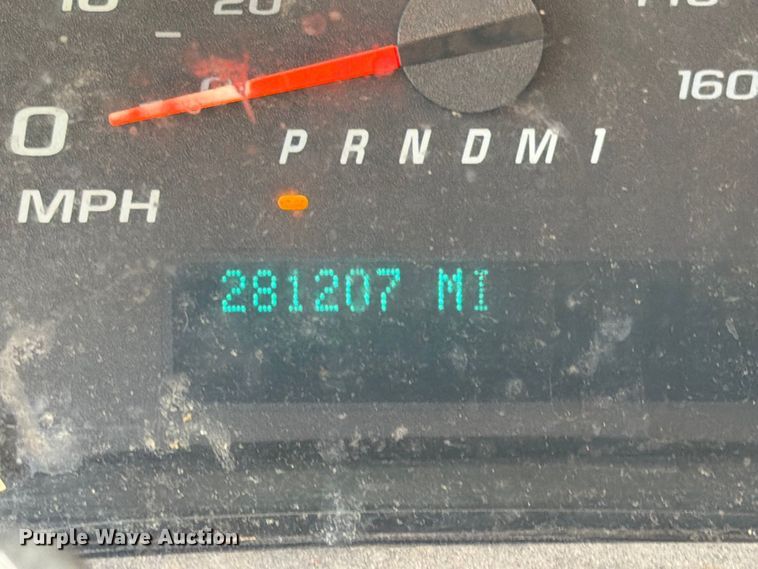 image for item DZ4835 2011 Chevrolet Express 2500 van