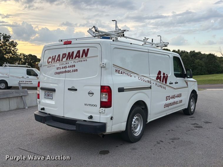 image for item DZ4837 2017 Nissan NV 1500 van