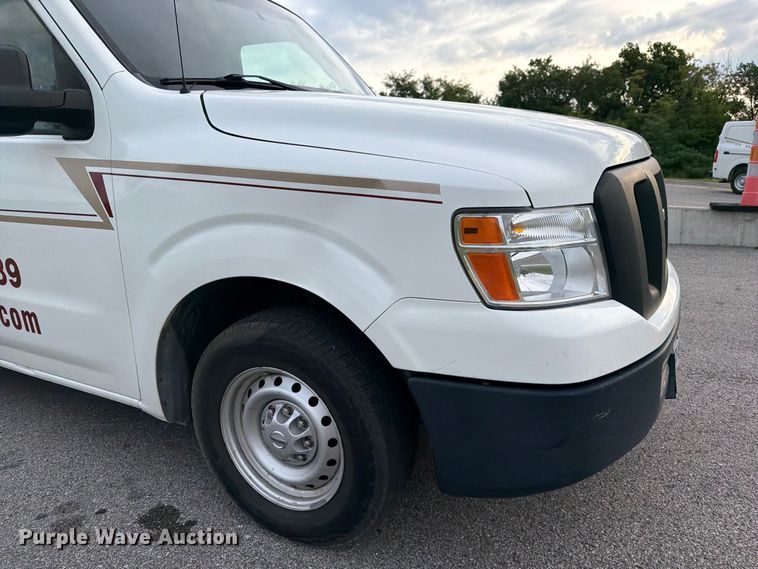 image for item DZ4837 2017 Nissan NV 1500 van