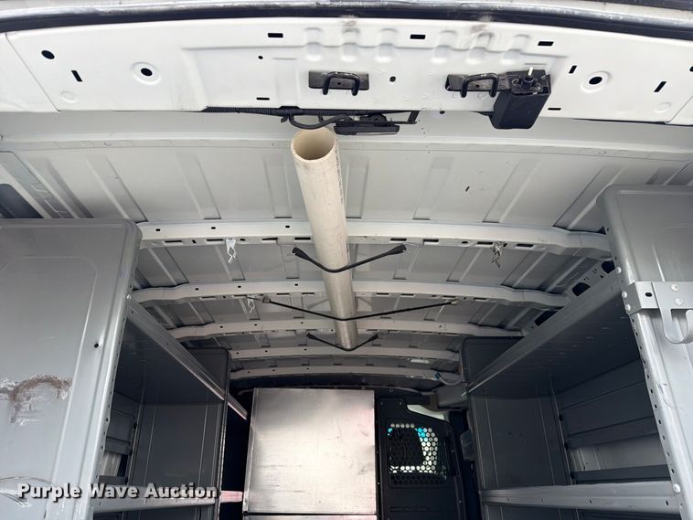 image for item DZ4837 2017 Nissan NV 1500 van