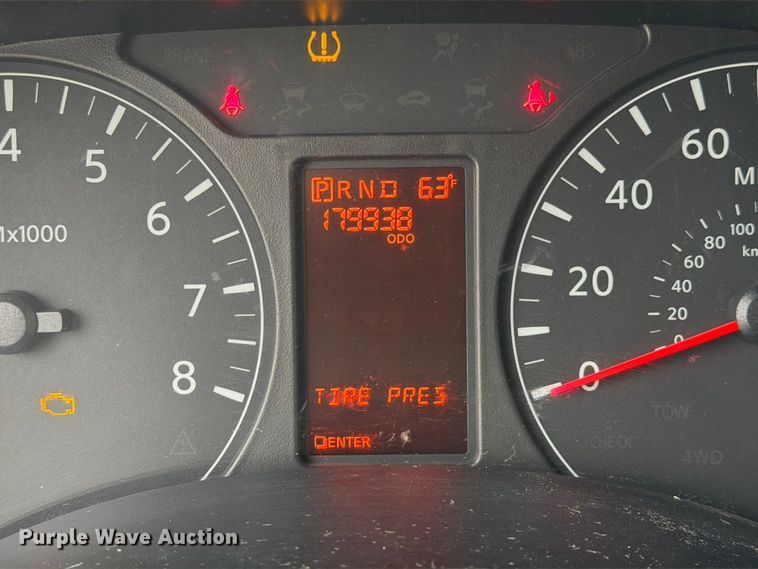 image for item DZ4837 2017 Nissan NV 1500 van