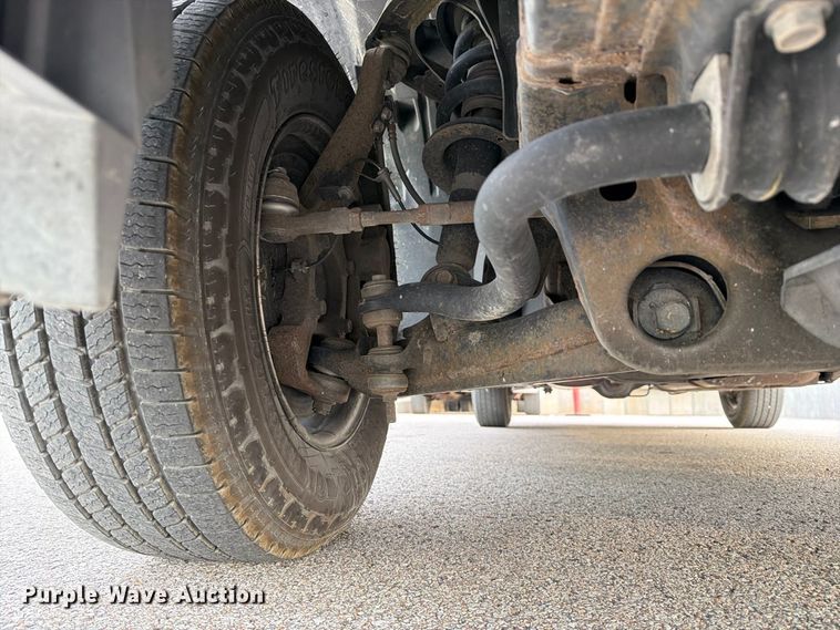 image for item DZ4837 2017 Nissan NV 1500 van