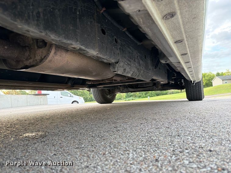 image for item DZ4837 2017 Nissan NV 1500 van