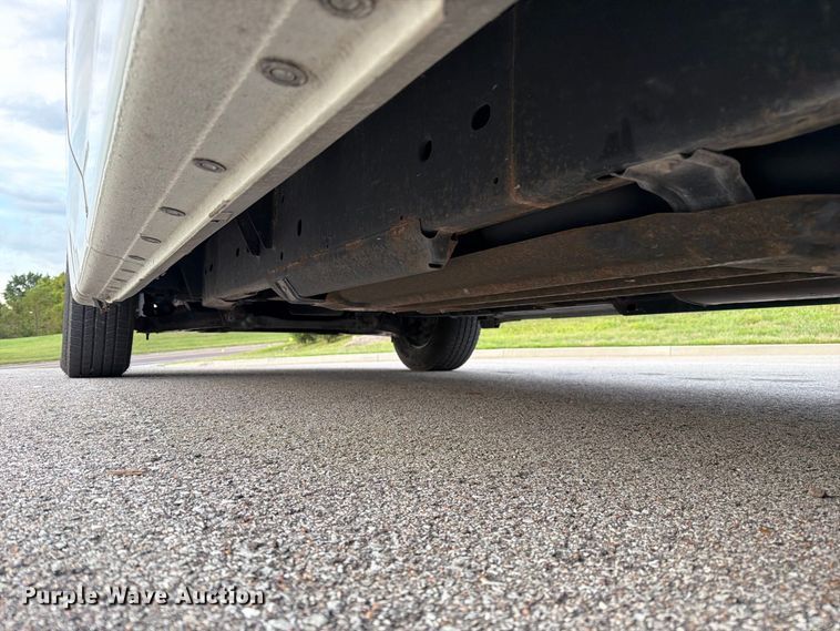 image for item DZ4837 2017 Nissan NV 1500 van