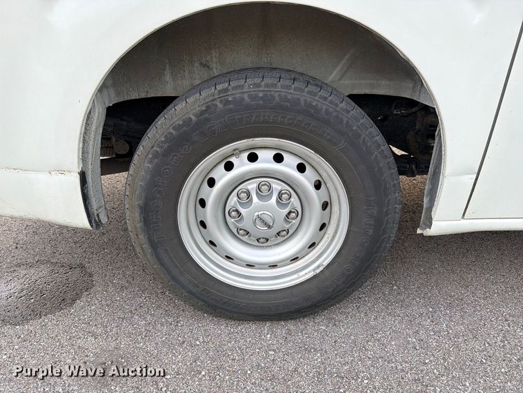 image for item DZ4837 2017 Nissan NV 1500 van