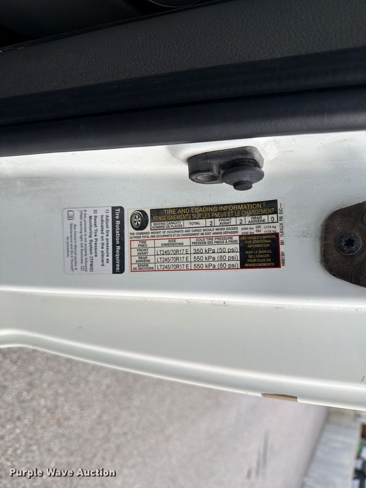 image for item DZ4837 2017 Nissan NV 1500 van