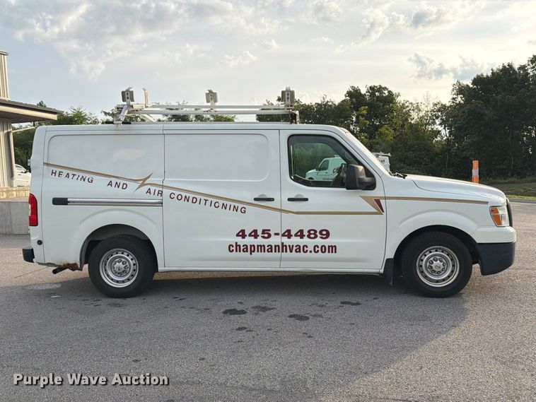 image for item DZ4838 2016 Nissan NV 1500 van