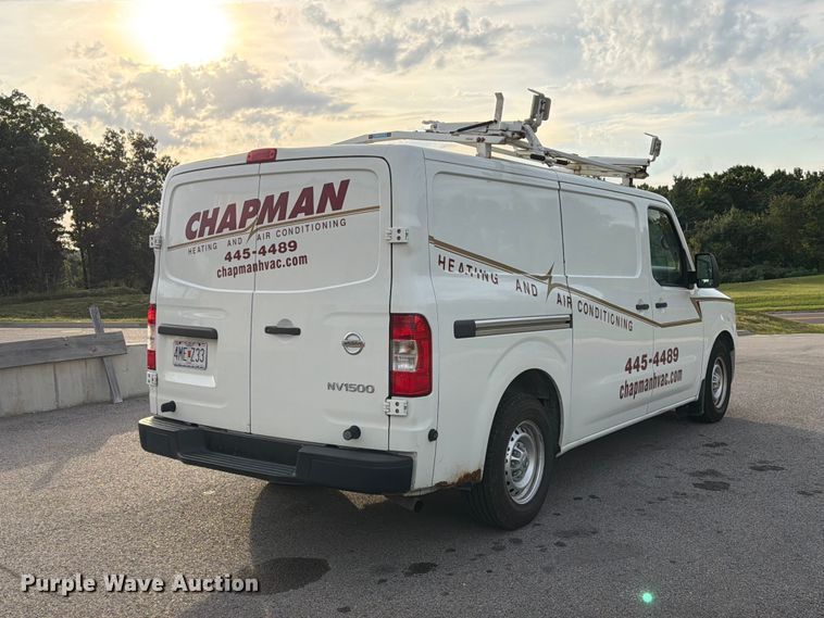 image for item DZ4838 2016 Nissan NV 1500 van