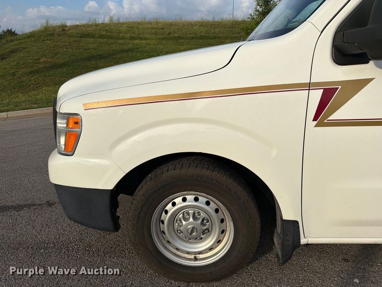image for item DZ4838 2016 Nissan NV 1500 van