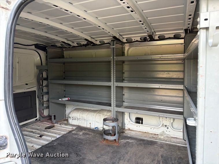 image for item DZ4838 2016 Nissan NV 1500 van