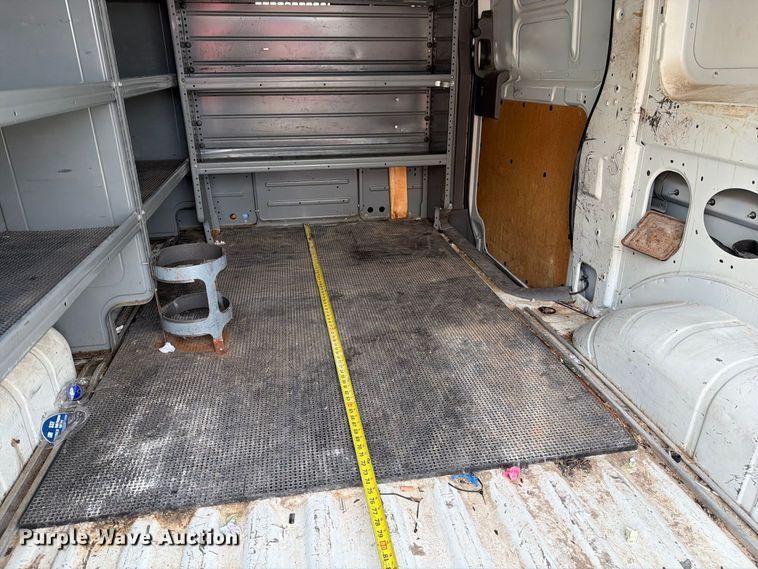 image for item DZ4838 2016 Nissan NV 1500 van