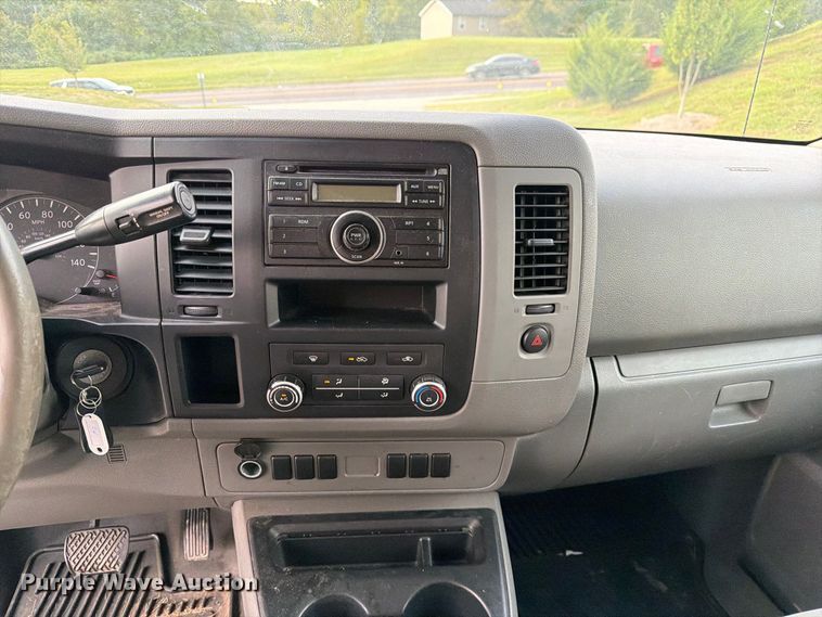 image for item DZ4838 2016 Nissan NV 1500 van