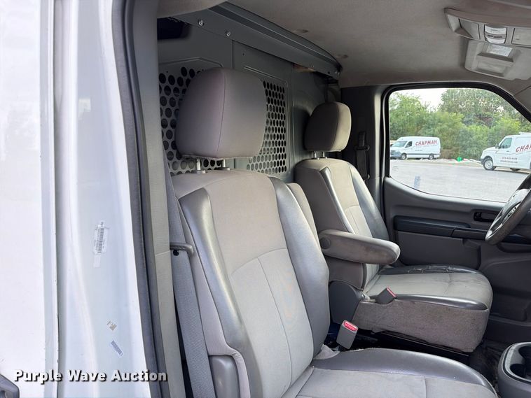image for item DZ4838 2016 Nissan NV 1500 van