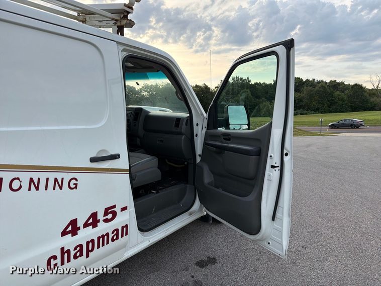 image for item DZ4838 2016 Nissan NV 1500 van