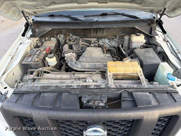 image for item DZ4838 2016 Nissan NV 1500 van
