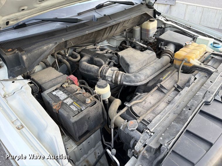 image for item DZ4838 2016 Nissan NV 1500 van