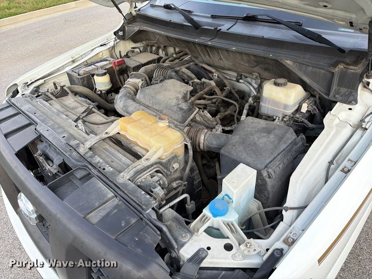 image for item DZ4838 2016 Nissan NV 1500 van