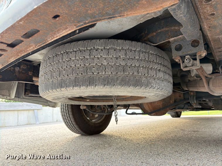 image for item DZ4838 2016 Nissan NV 1500 van